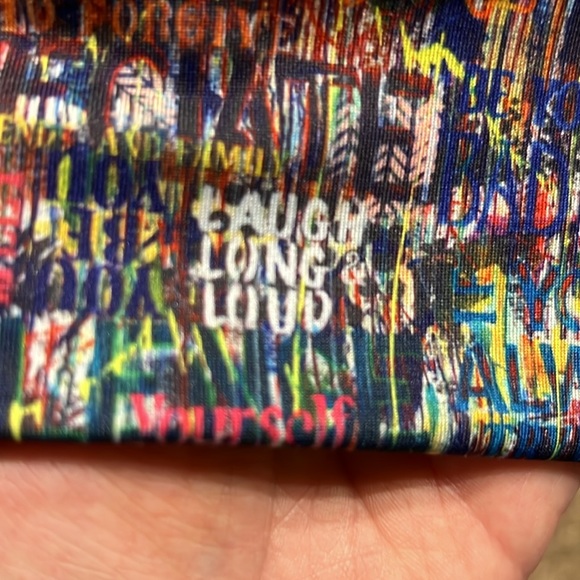 RoGaWear positive saying versatile headband/ scarf. - Picture 5 of 5